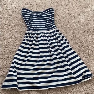 Strapless bow dress